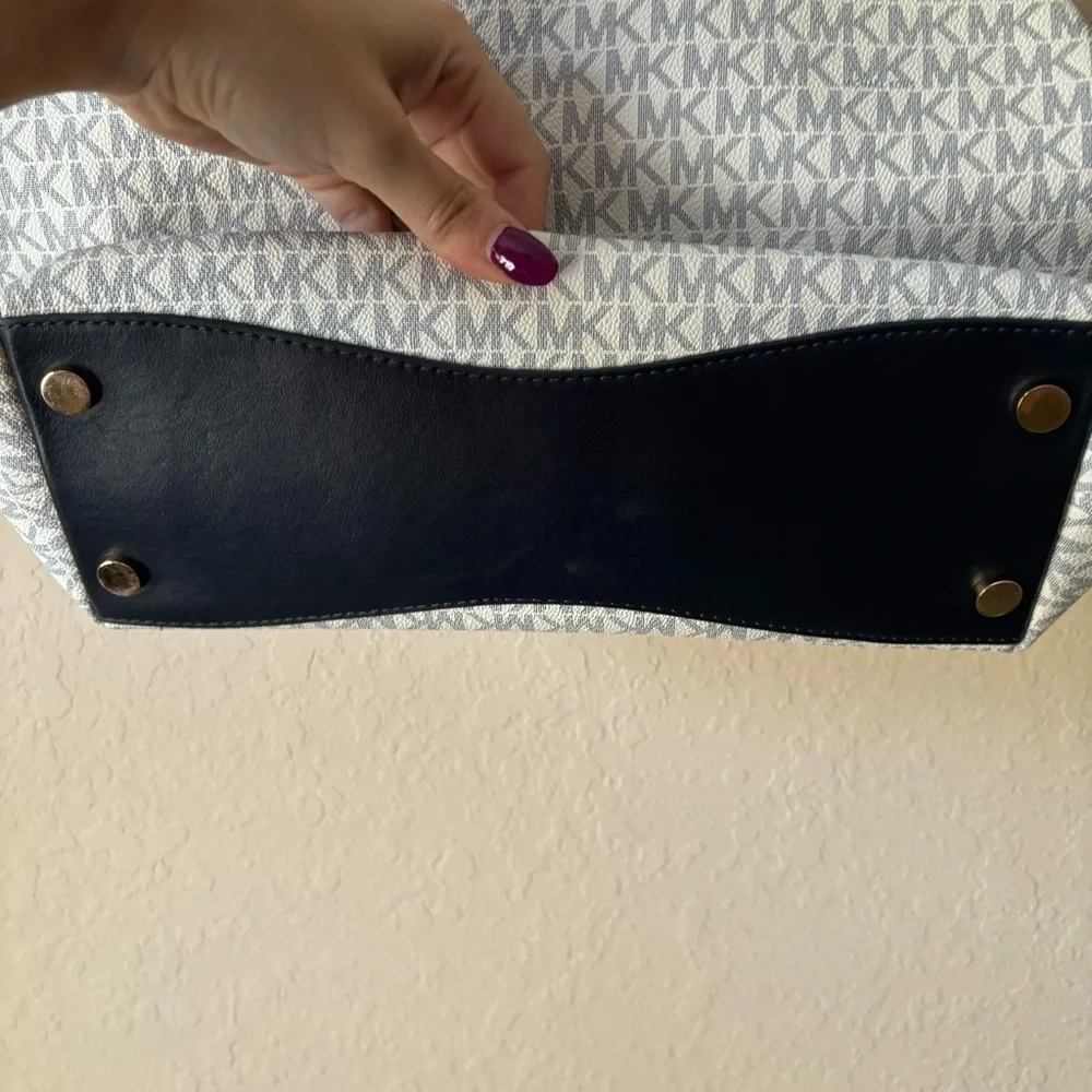 Michael Kors | Women's Leather Raven Large Tote Shoulder Bag Blue Pearl Gray